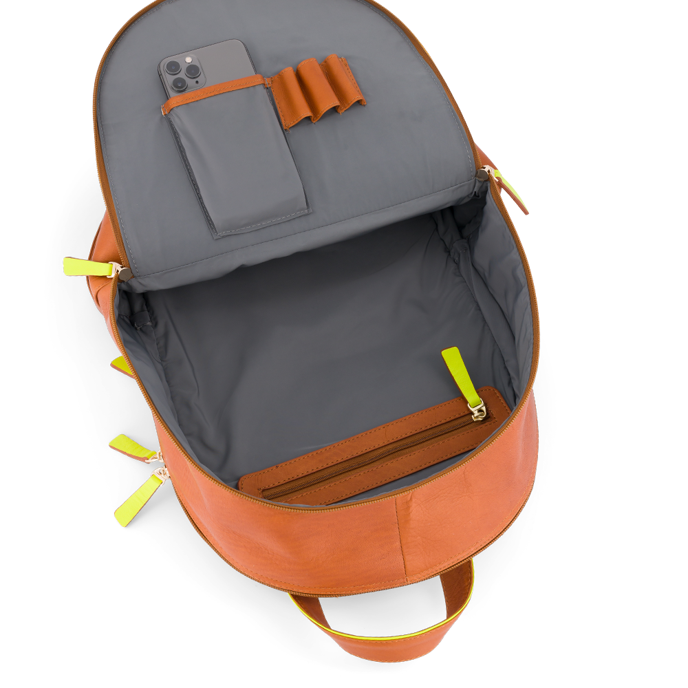 Sac à dos en cuir cognac sans chrome fonctionnel léger BALSA